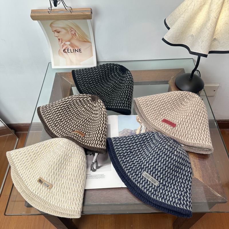 Miumiu hat dx65